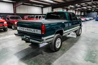 1995-Chevrolet-K1500-Emerald Green Metallic-223119-37.jpg